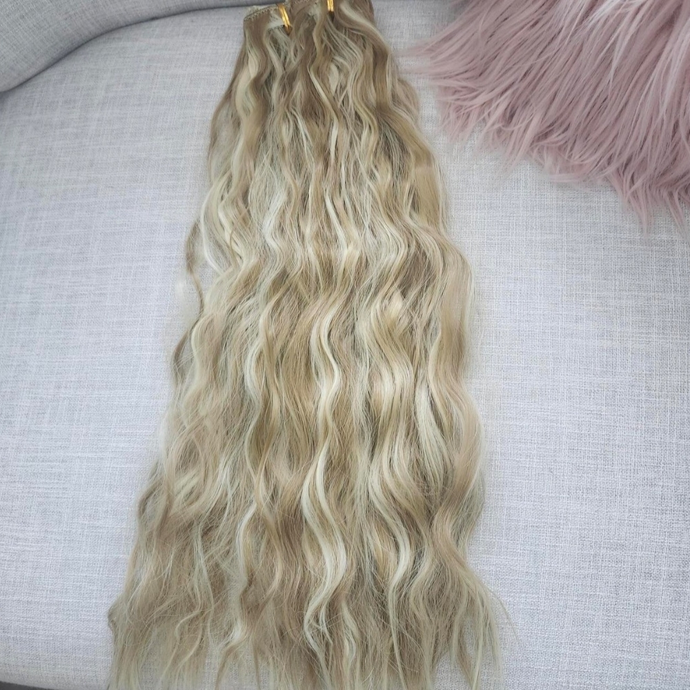 Blonde Wavy Clip In Hair Extensions